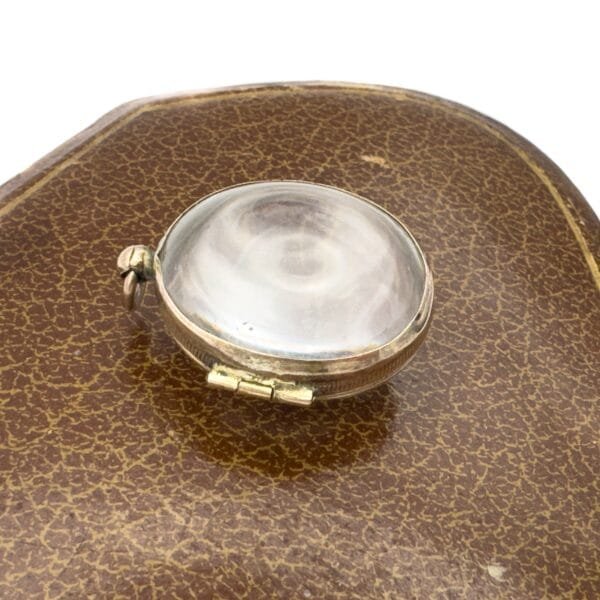 Victorian Pool of Light Locket