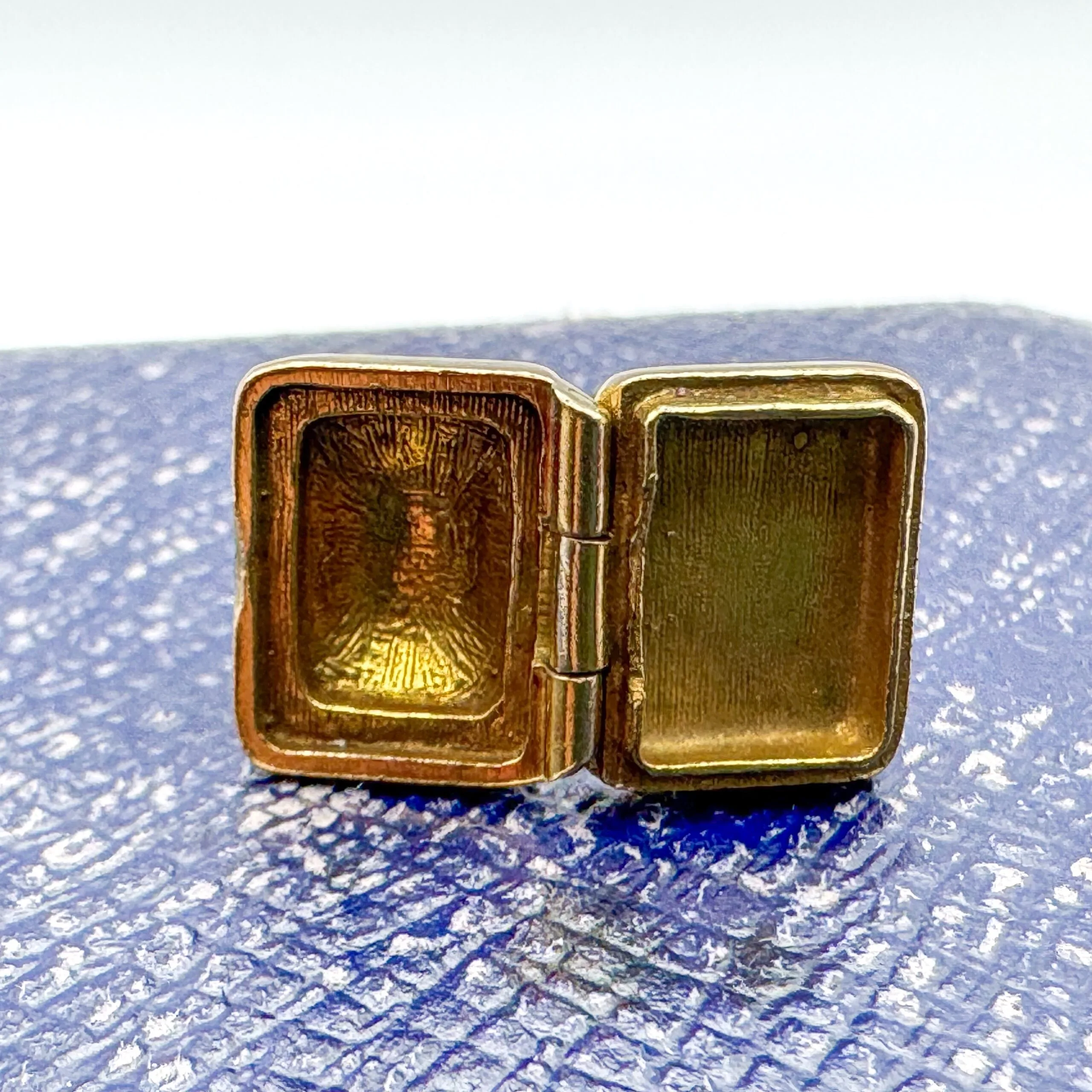 Georg Jensen 9ct Gold Fob Locket - Image 6