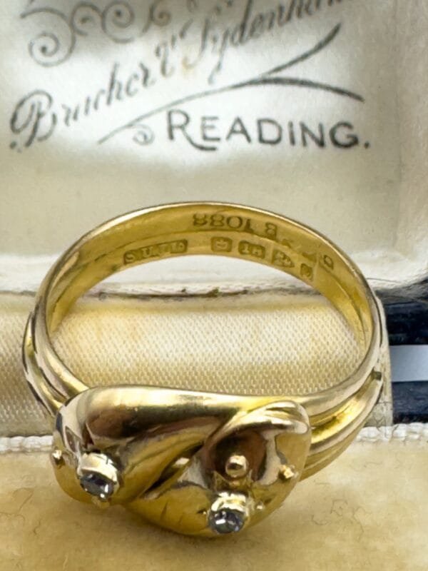 18ct Yellow Gold Snake Ring - Image 4