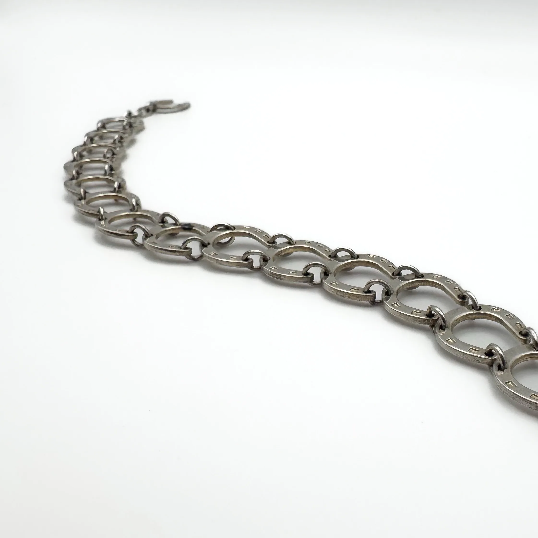 Silver Horseshoe Bracelet - Image 7