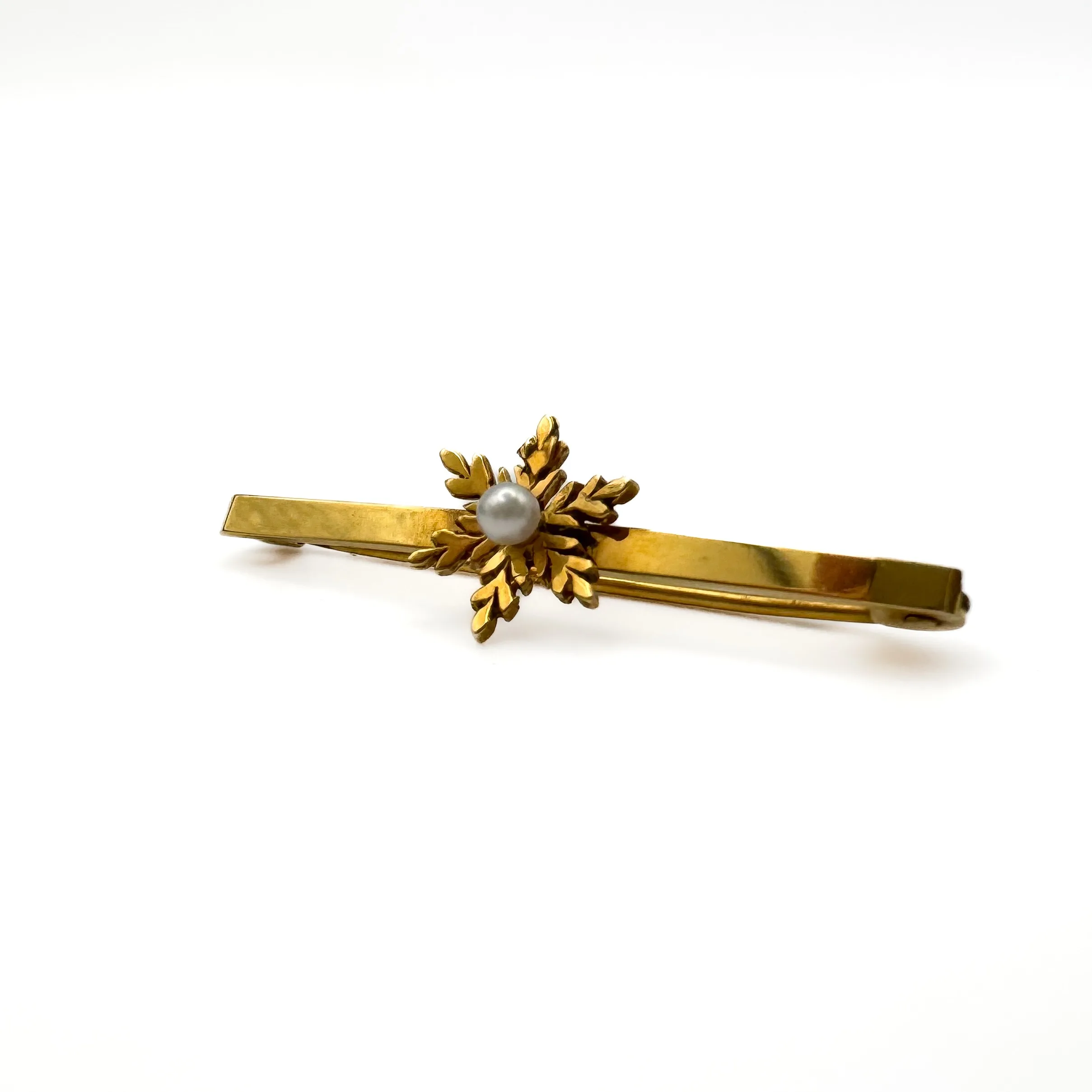 Vintage 9ct Gold Pearl Snowflake Brooch - Image 2