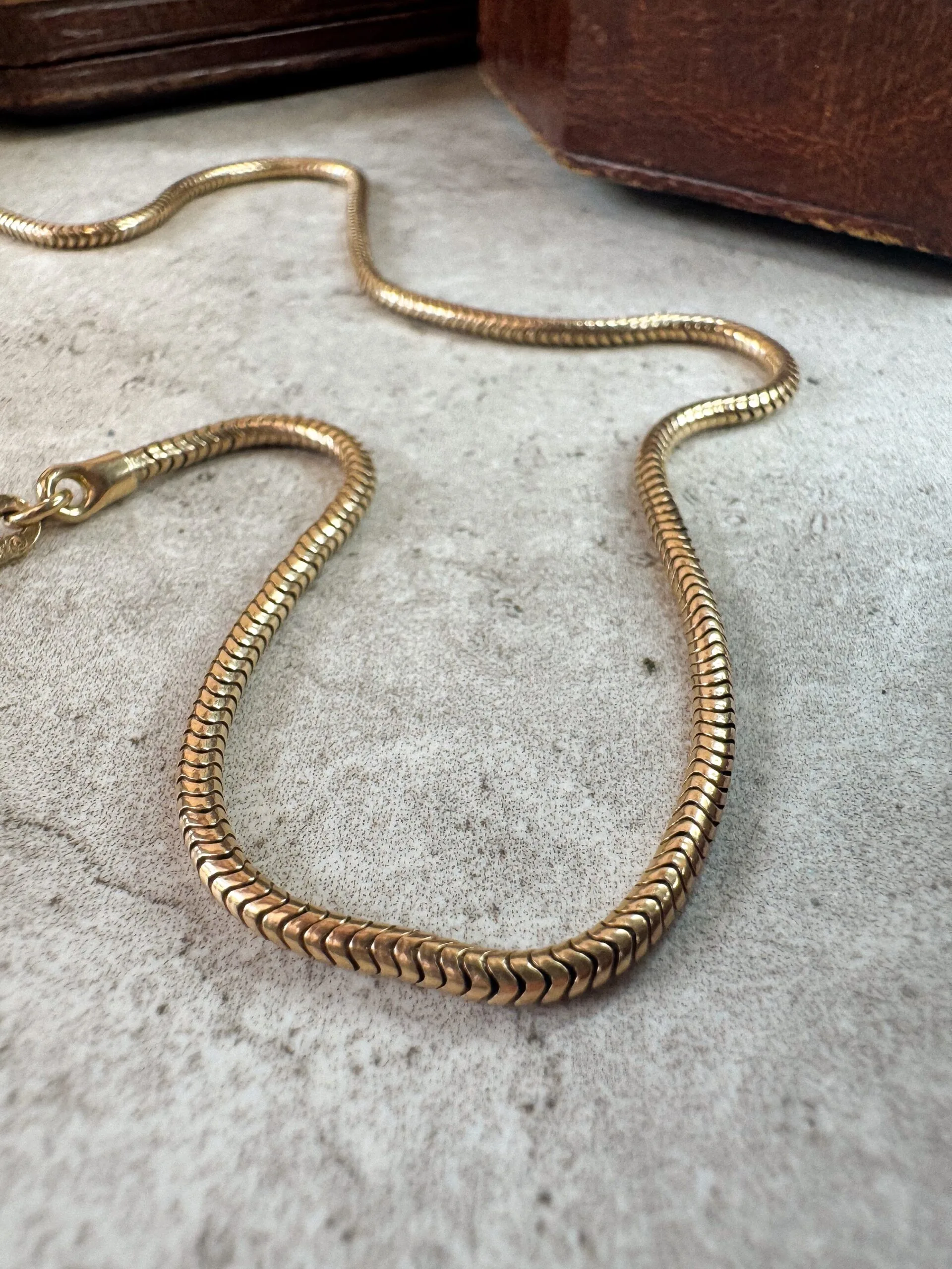 Mid Century 9ct Gold Snake Chain with Cable Extender - Image 4